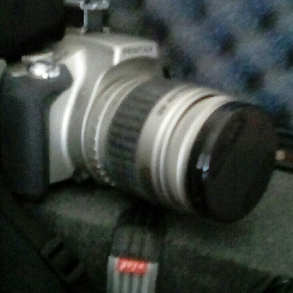 Pentax - Picture 2 of 3